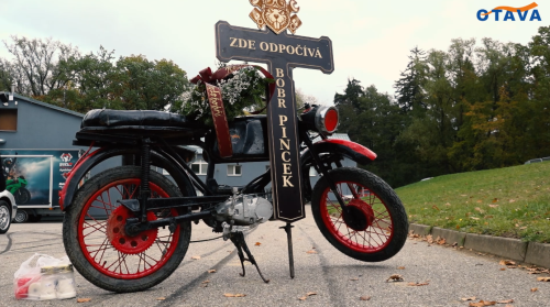 Motorkáři na Strakonicku symbolicky pohřbili sezónu!